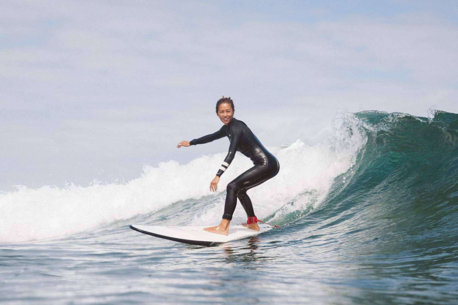 Tablas de surf híbridas; versatilidad, maniobrabilidad y velocidad en un solo equipo
