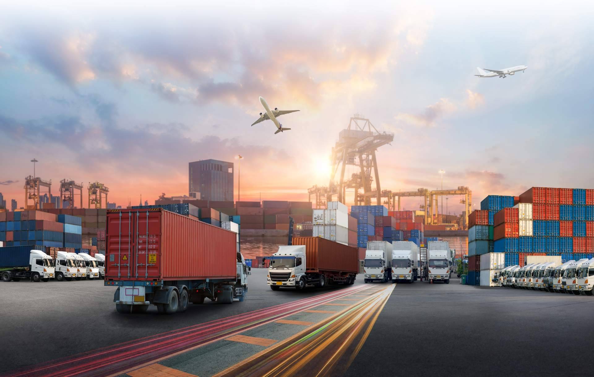Beneficios de contratar una agencia de transporte internacional para optimizar la logística global