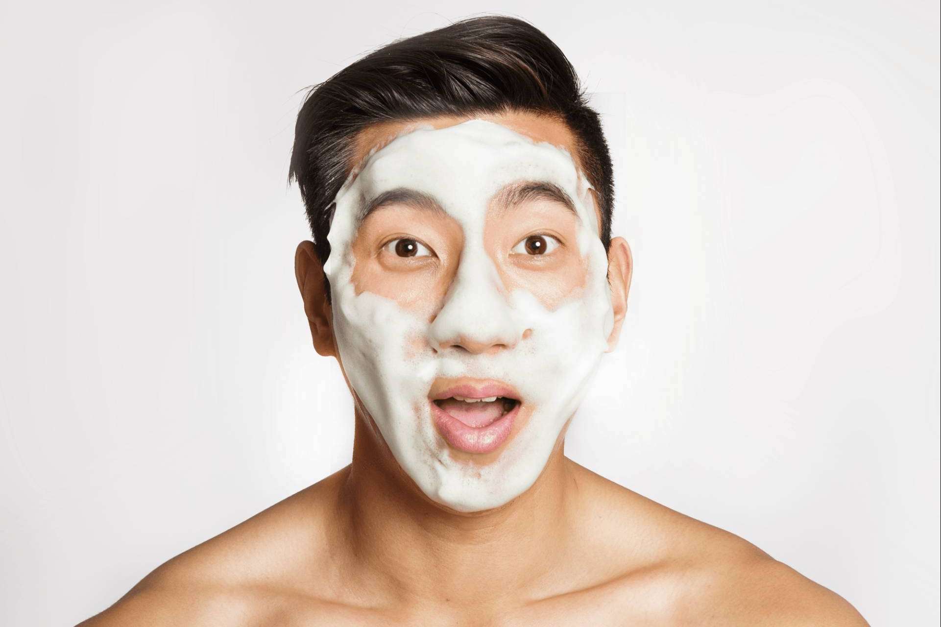 Siwon lanza nueva fórmula de su limpiador facial para pieles sensibles que revolucionará la rutina de cuidado de otoño