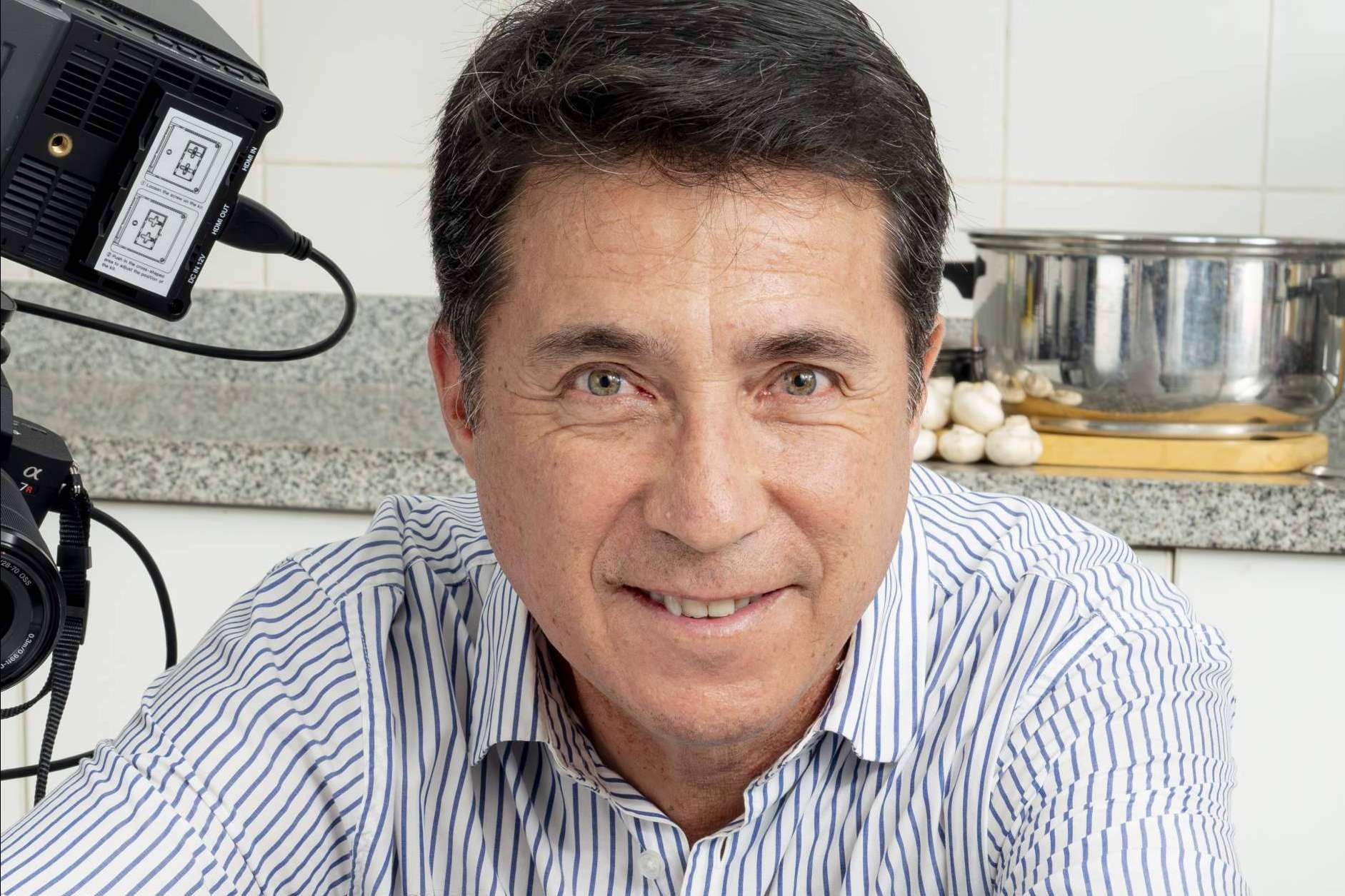 Entrevista al fotógrafo peruano Juan Viacava; Difundiendo los sabores del Perú con sus fotografías
