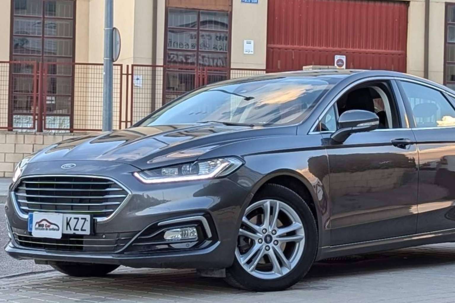 MID Car es un concesionario de confianza para coches de ocasión en Madrid