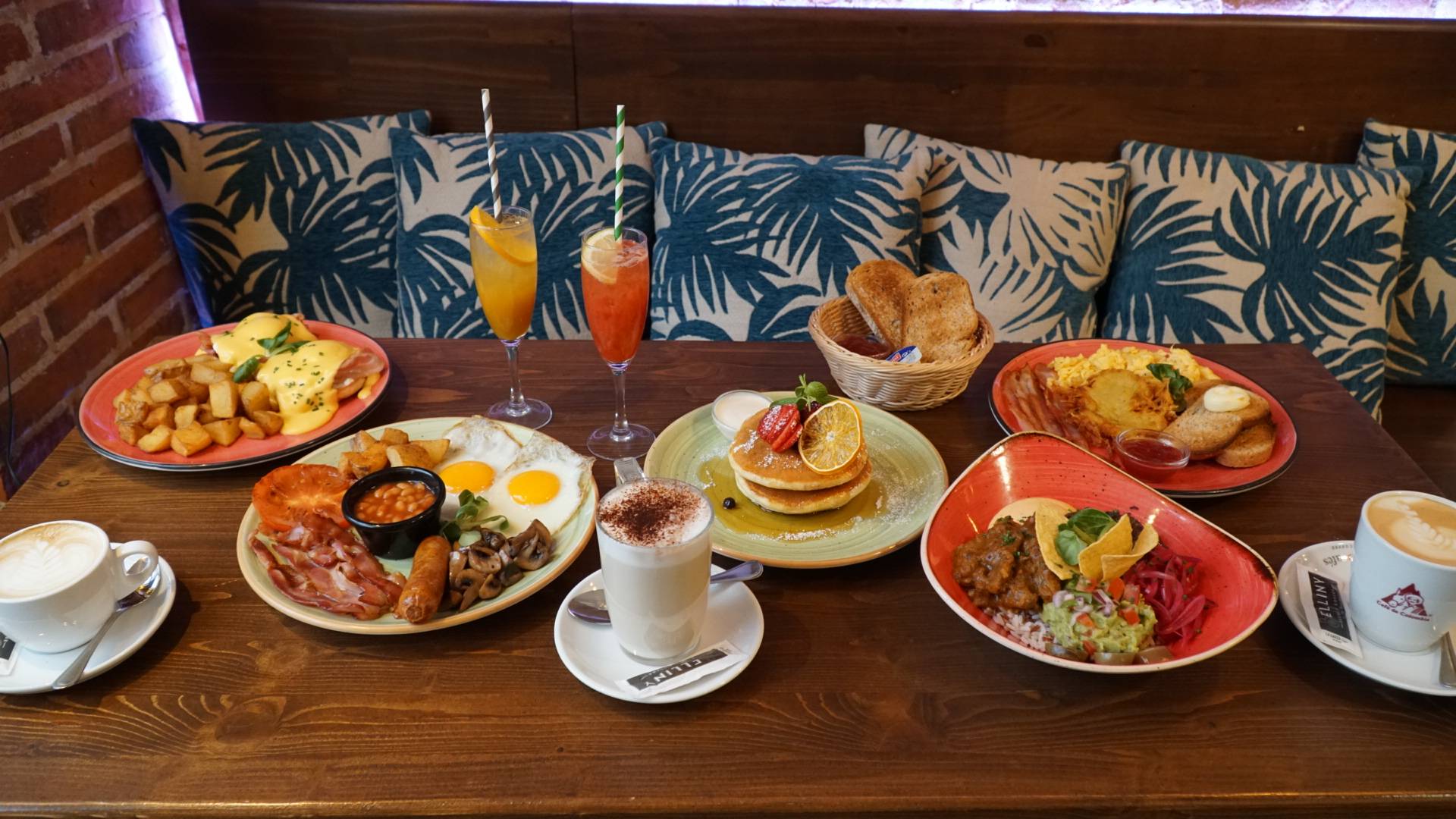 La experiencia del brunch en Eixample, Belliny Brunch y sus emblemáticos Eggs Benedict