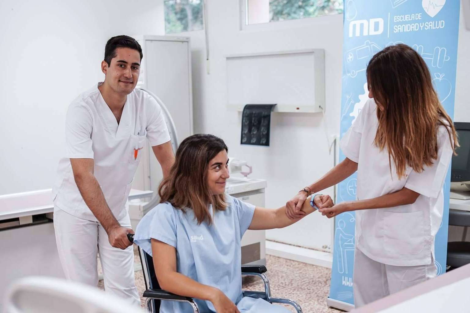 Oposiciones en Servicios de Salud Autonómicos 2025 y las ventajas de opositar con MasterD