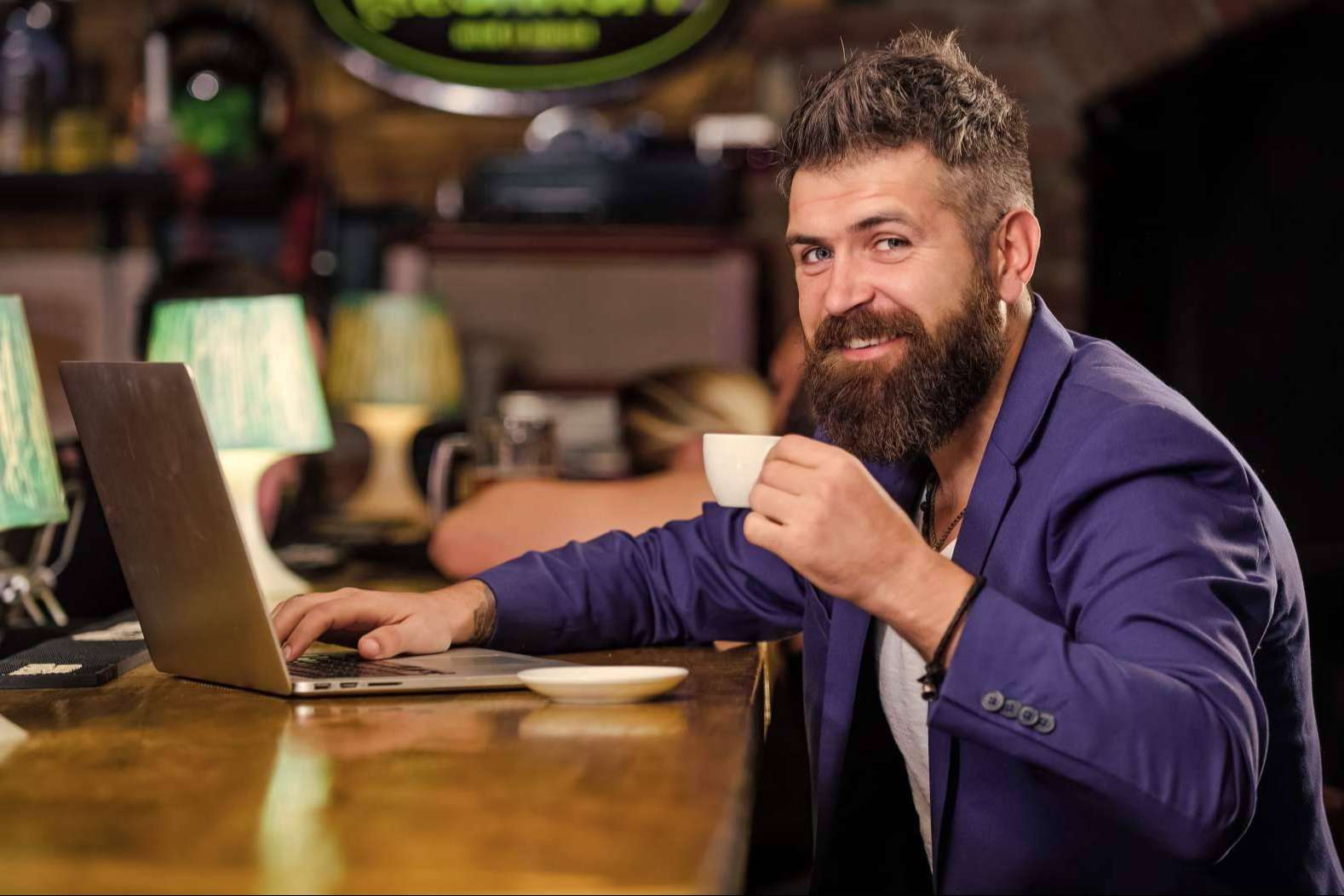 Netebu lanza una promoción especial, alojamiento web gratis al contratar un dominio