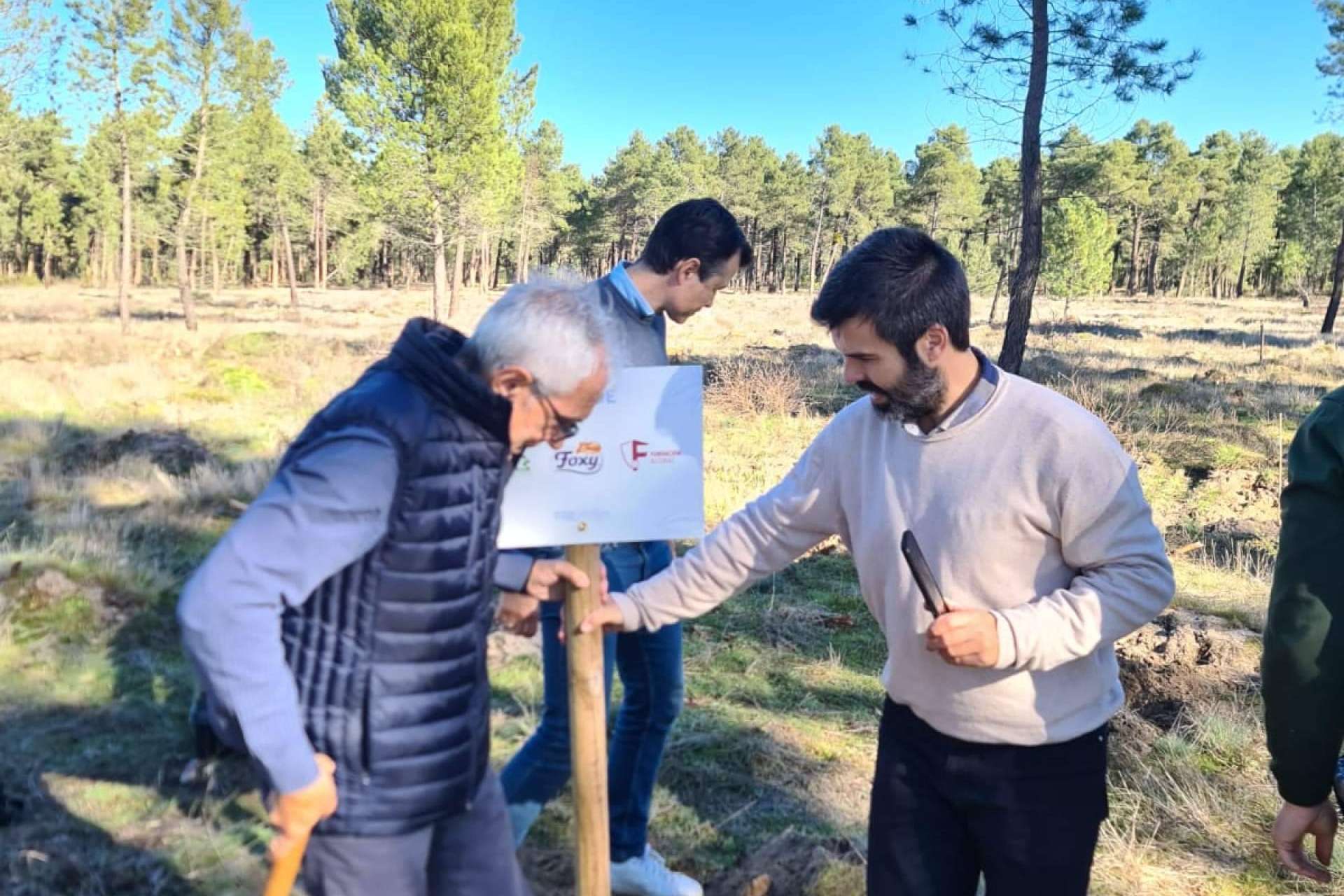 FOXY planta en Segovia su nuevo bosque