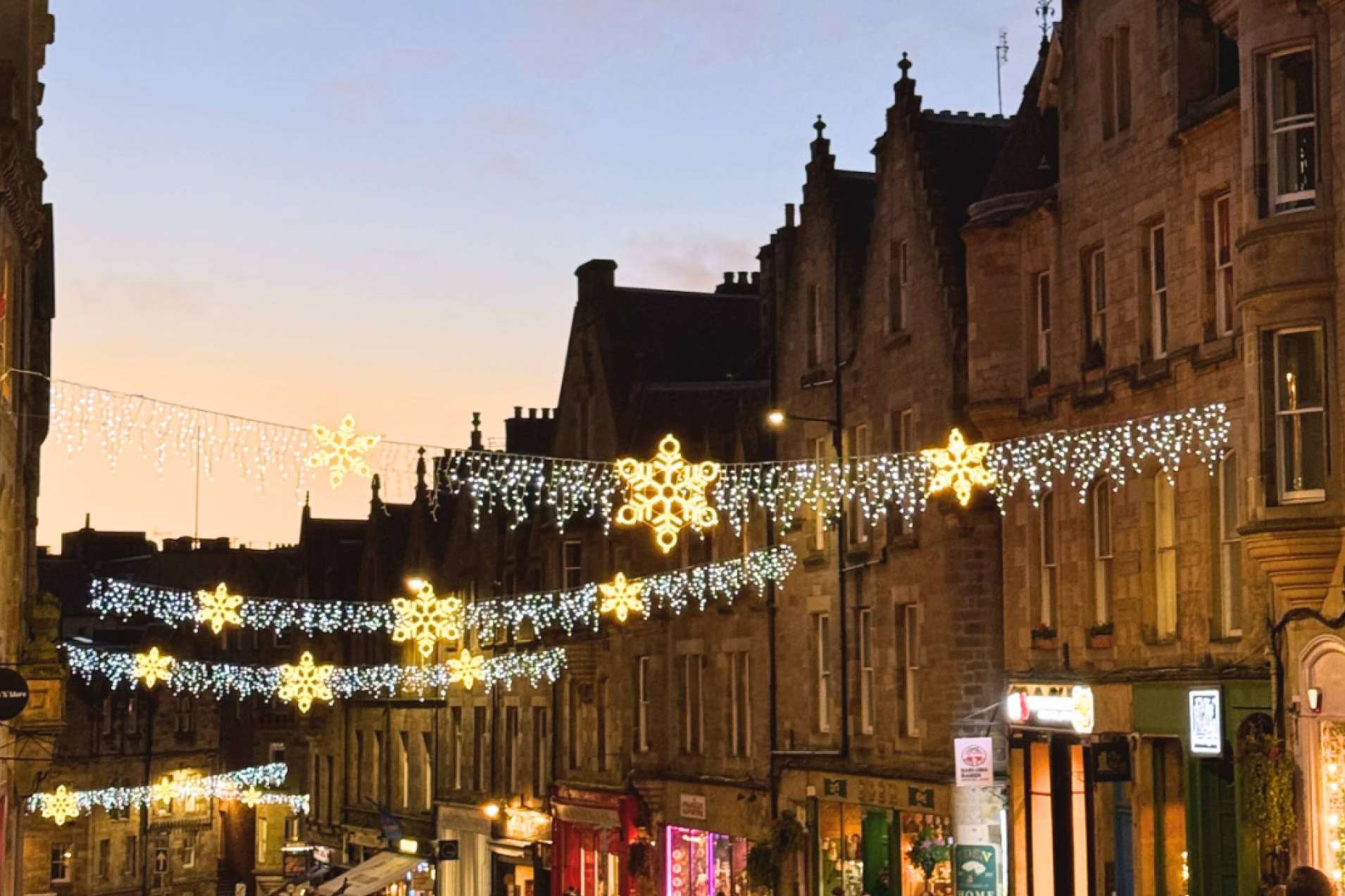 Edimburgo Tip Tours, recorridos navideños para explorar la ciudad durante las fiestas