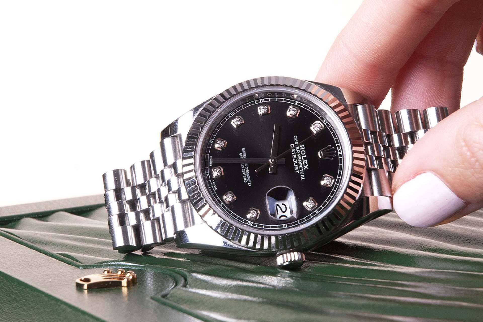 Bonhill Group, expertos en la adquisición de relojes, joyas y diamantes