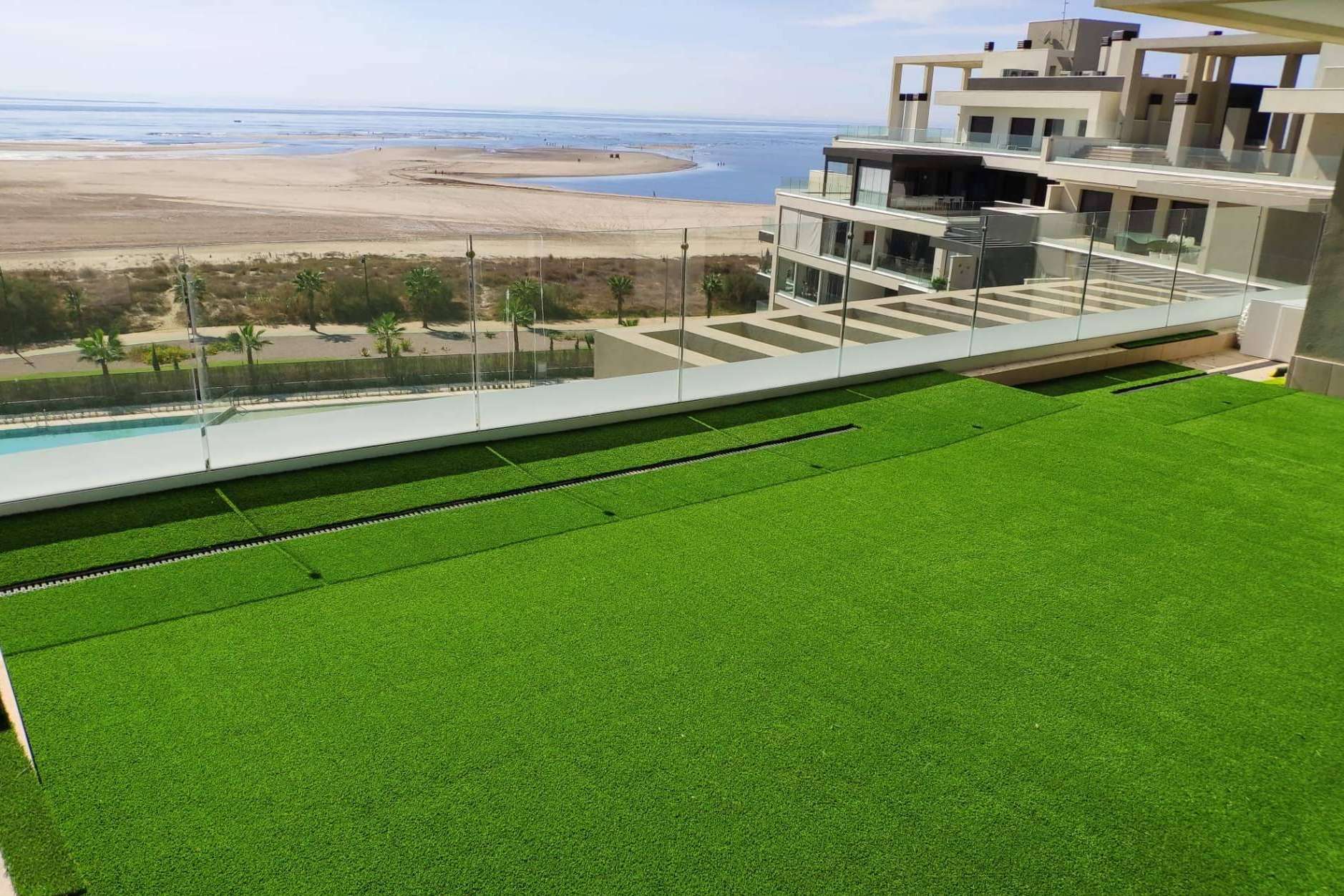Césped artificial para eventos, resistencia y estilo con Albergrass