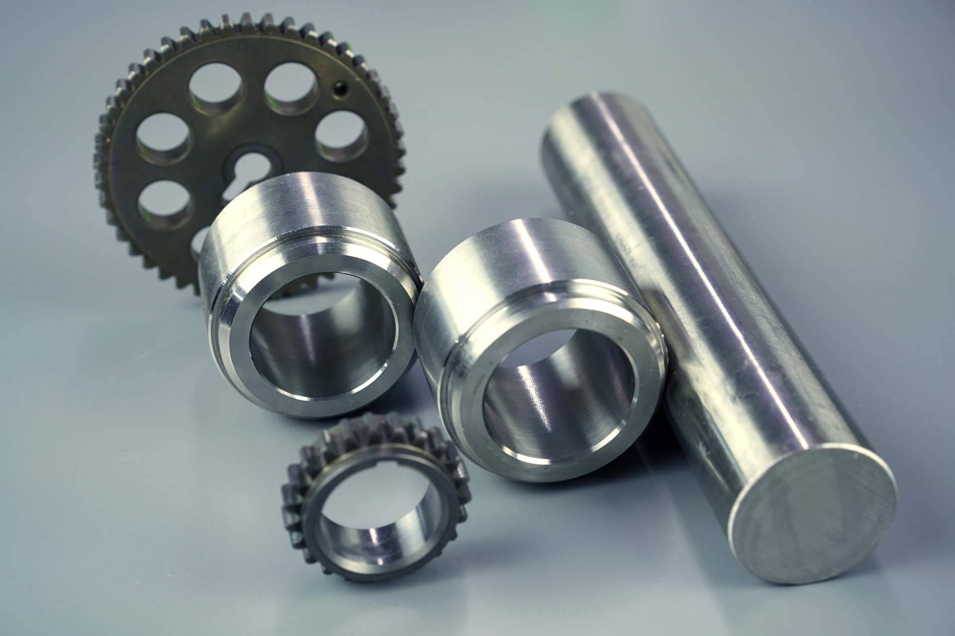 Decoletaje y mecanizado CNC; cómo Grumeber lidera en soluciones industriales