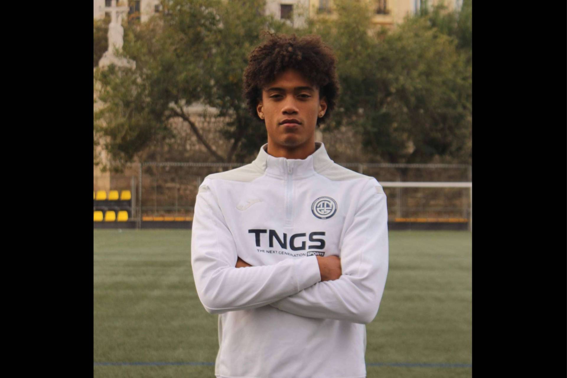 Taye Van Niekerk; de TNGS al fútbol profesional junto a Nacho Fernández y Aubameyang