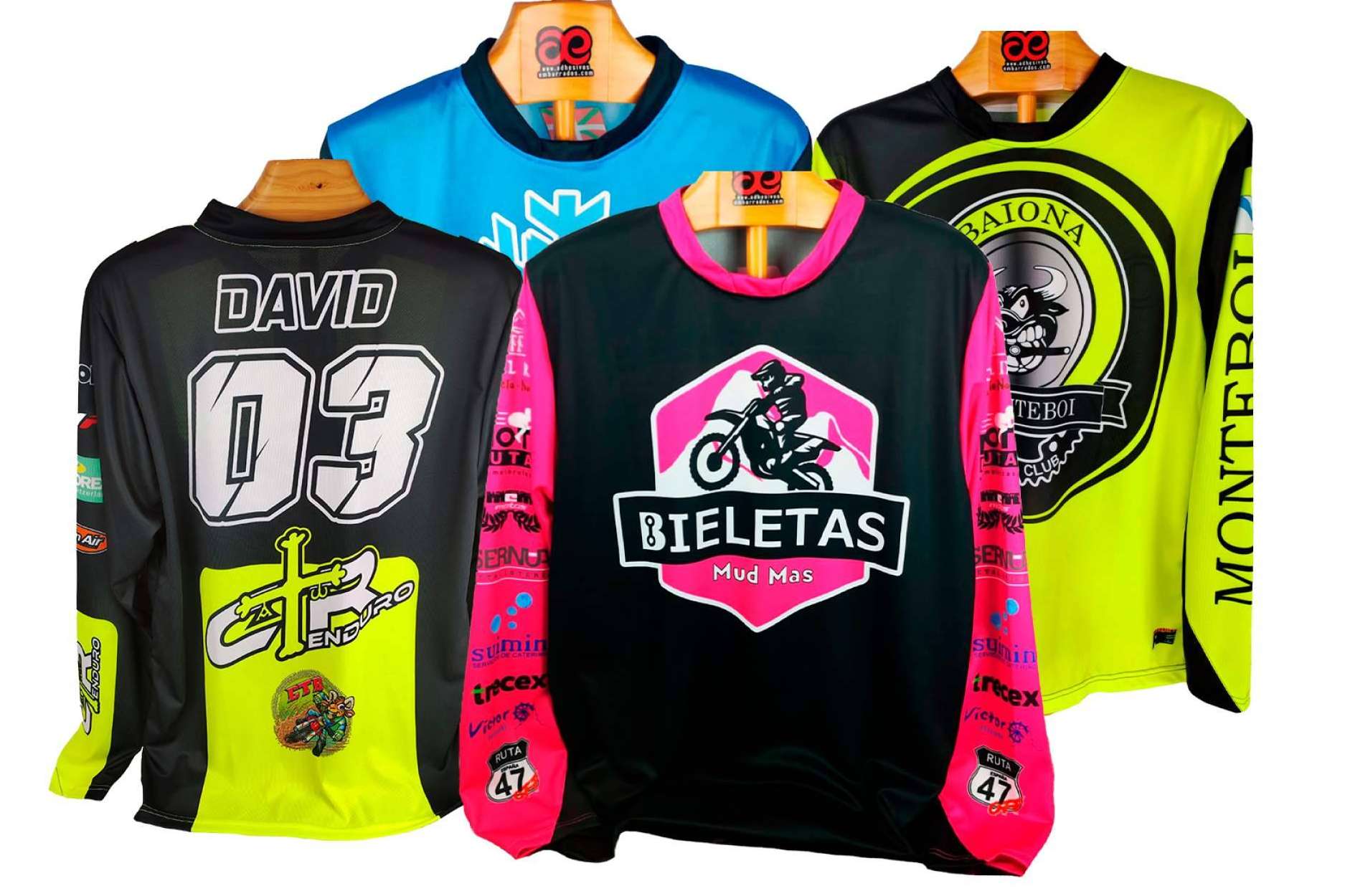 La personalización en el mundo off-road, camisetas y ropa a medida de ADHESIVOSEMBARRADOS