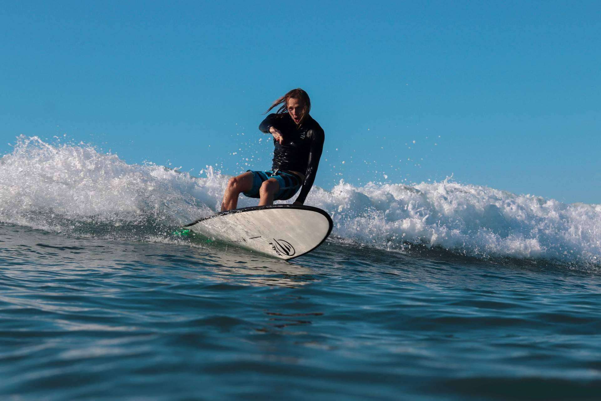 Flysurf presenta las mejores tablas de surf para aprender este año