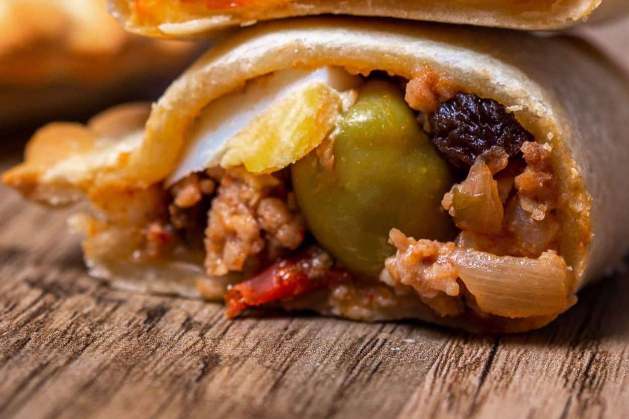 Empanadas argentinas, el toque artesanal que transforma los menús de bares y restaurantes
