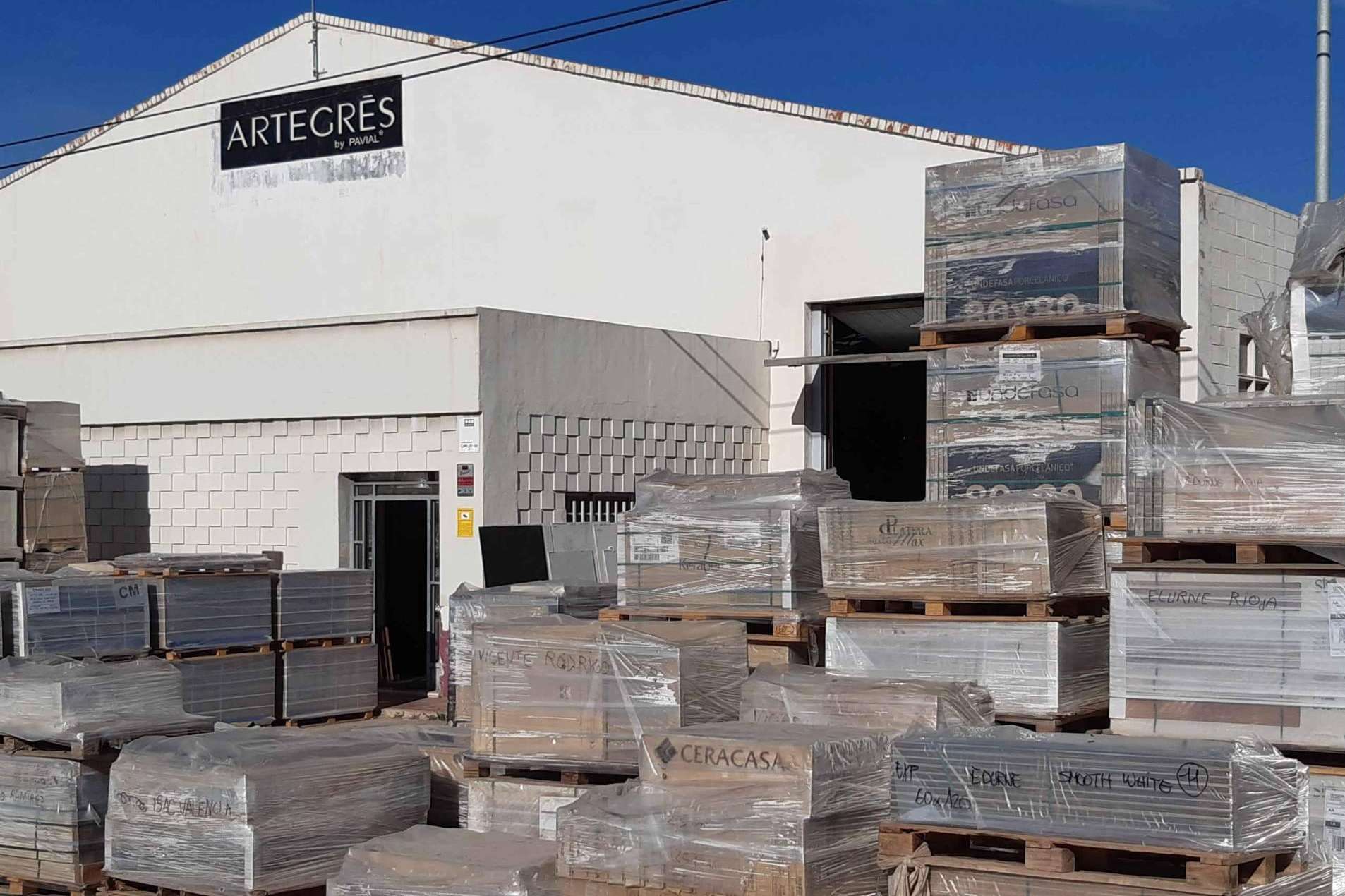 Artegres amplía su oferta OUTLET de revestimientos porcelánicos para reformas cerámicas