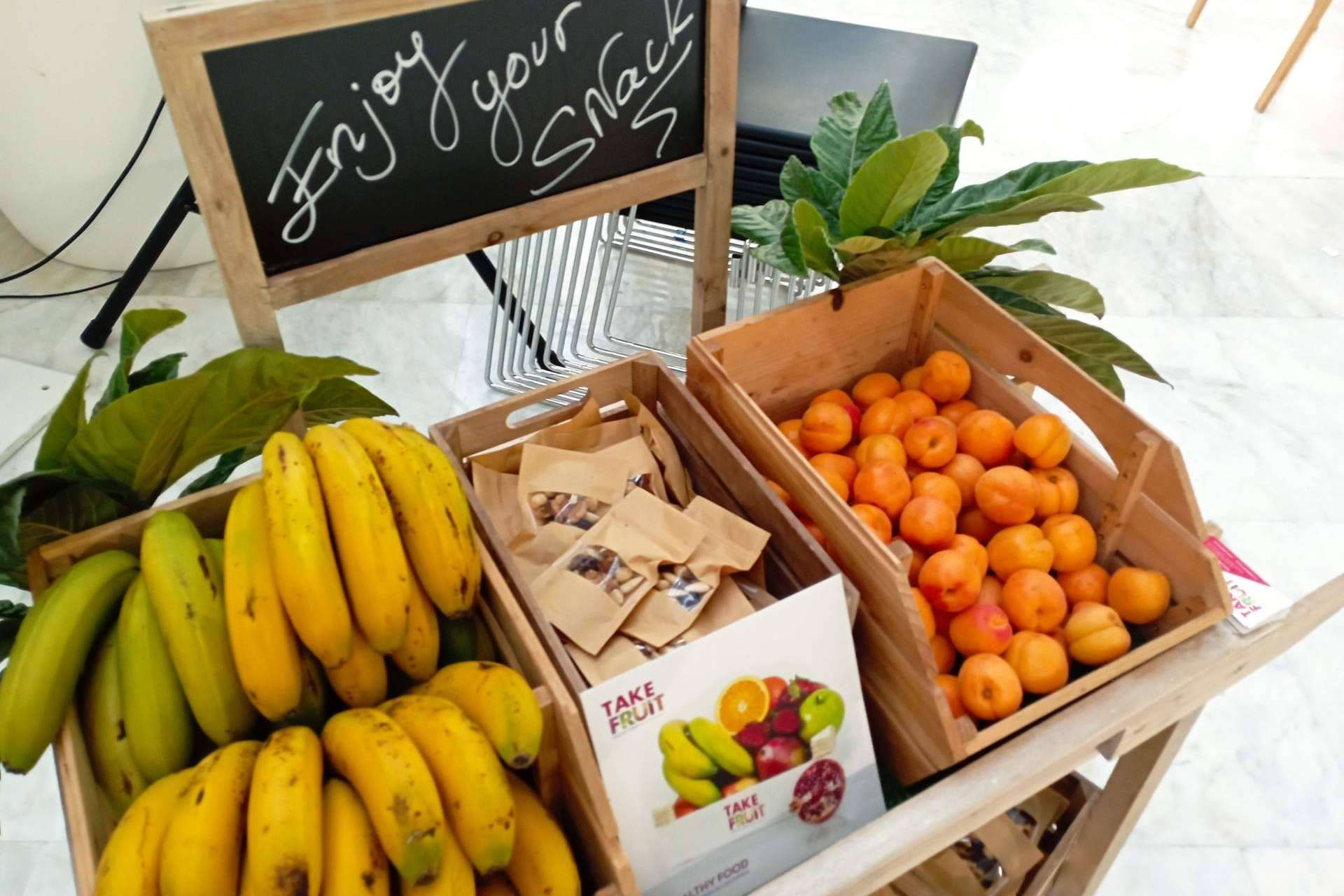Fruta para empresas y oficinas, la solución de Take Fruit para mejorar el bienestar en el trabajo