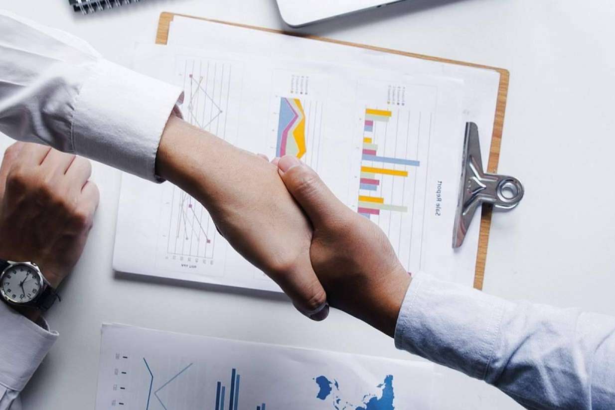 La falta de relevo generacional en pymes abre nuevas oportunidades de crecimiento empresarial