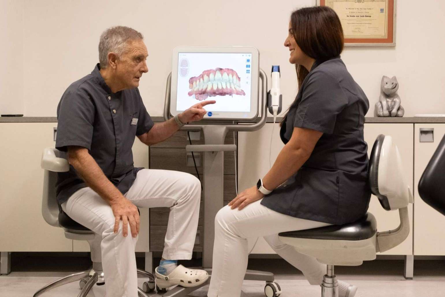 Descubrir el poder de la sonrisa con Ortodoncia Invisible en Bilbao