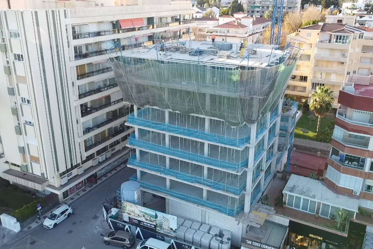 Finalizan los trabajos de estructura en Uniqa, edificio de 21 viviendas de lujo en Torremolinos