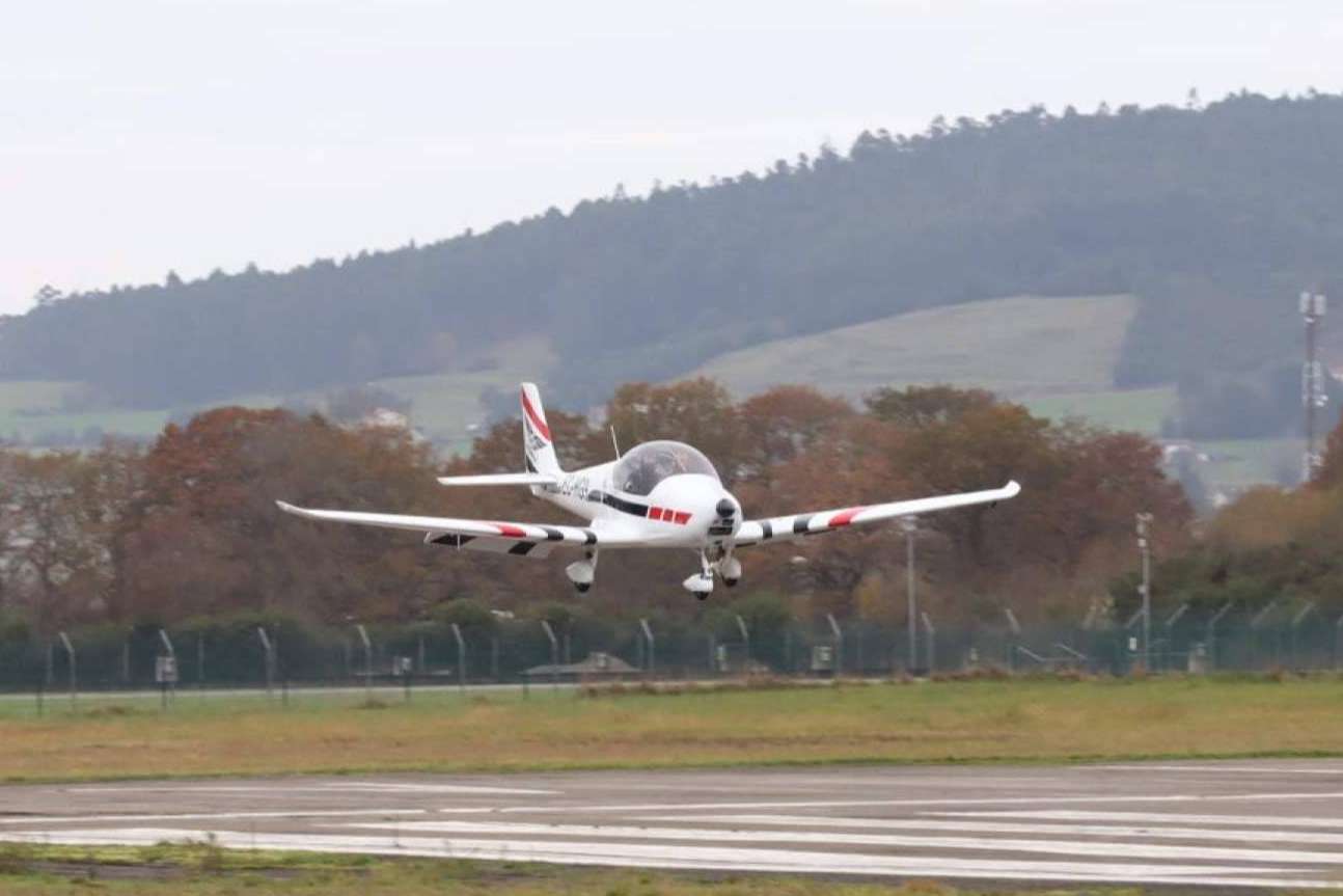 Cómo influyen las condiciones meteorológicas en el vuelo de ultraligeros en Asturias y cómo afrontarlas