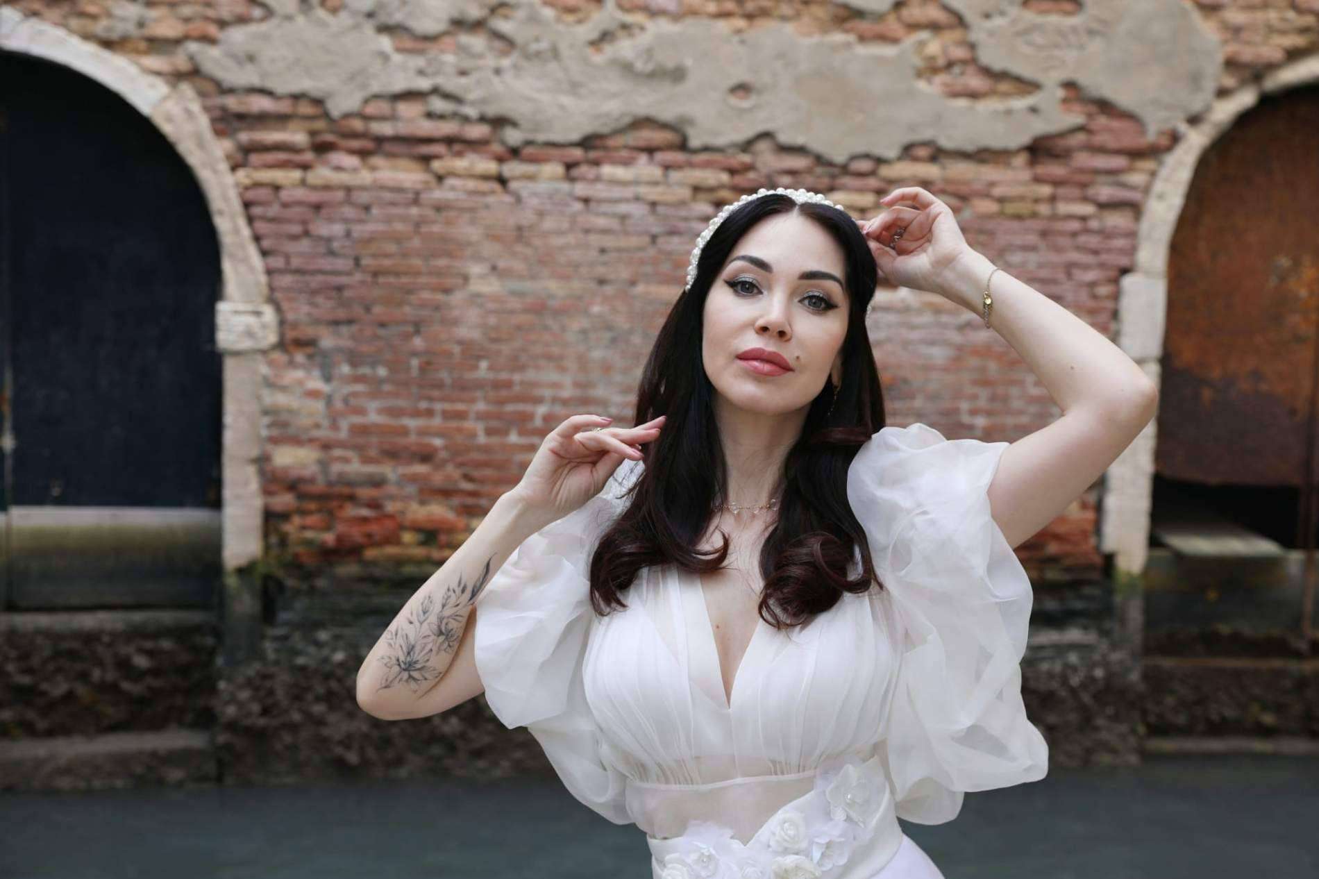 La nueva colección de novia deValérie Moreau en los fashion days del carnaval de Venecia