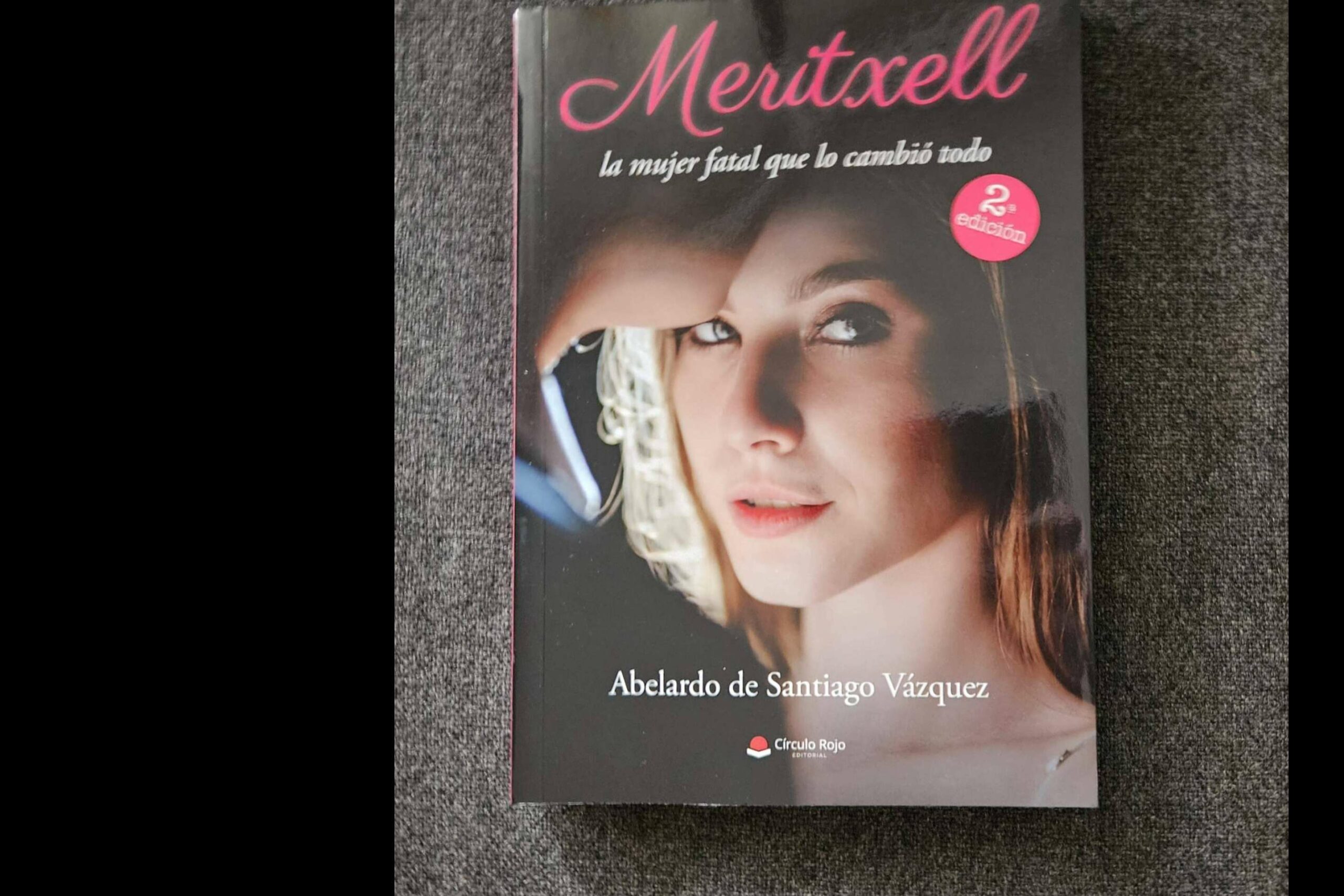 El misterio y el erotismo se entrelazan en 'Meritxell, la mujer fatal que lo cambió todo'