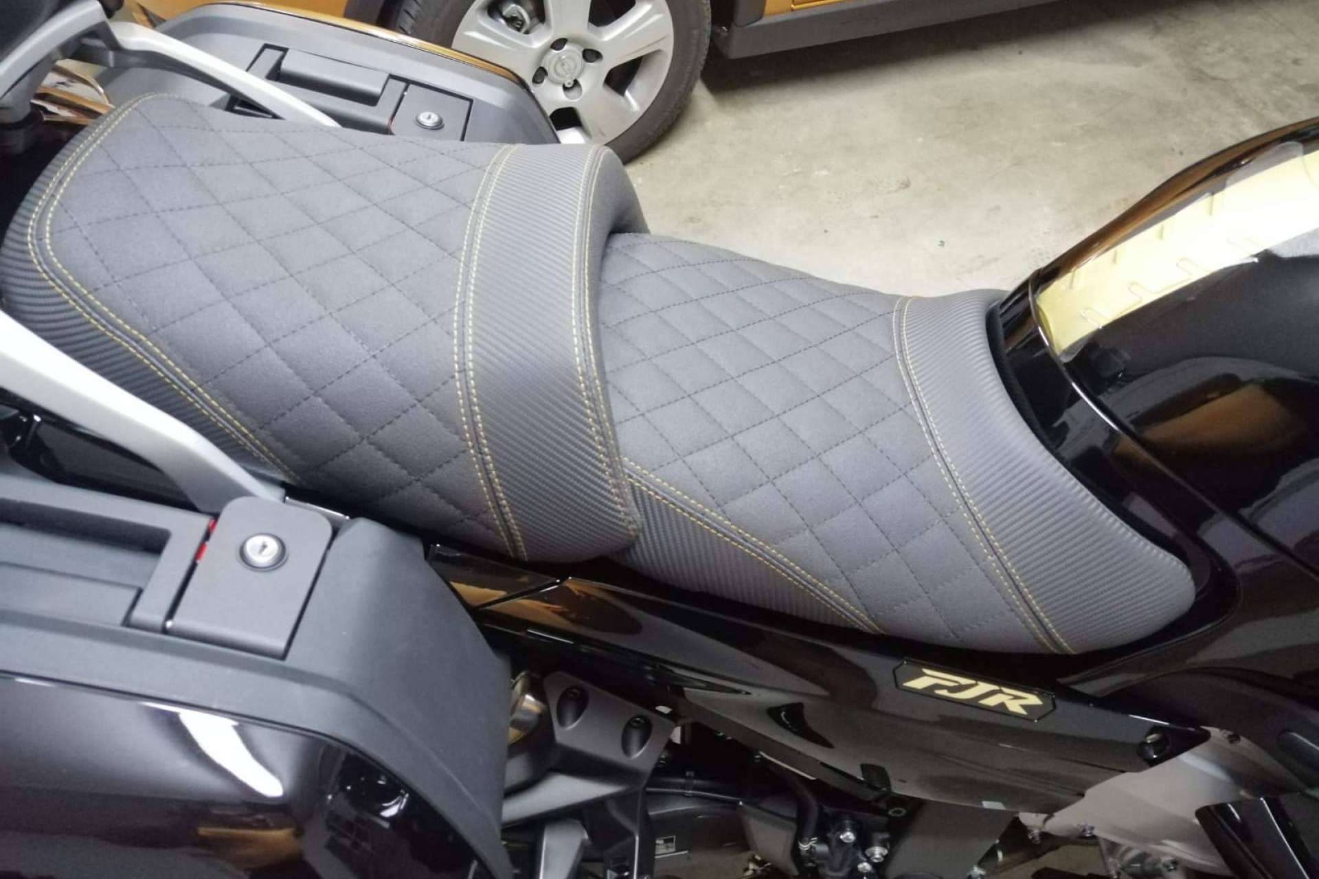 JM-FUNDAS impulsa la tendencia de tapizar asiento de moto con diseños personalizados y materiales de alta calidad