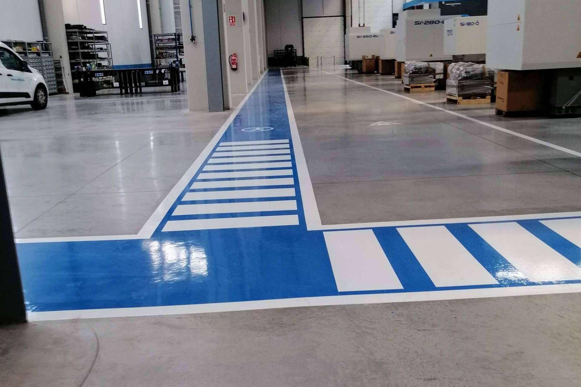 Serviarnau amplía su catálogo técnico con soluciones integrales para pavimentos y revestimientos industriales