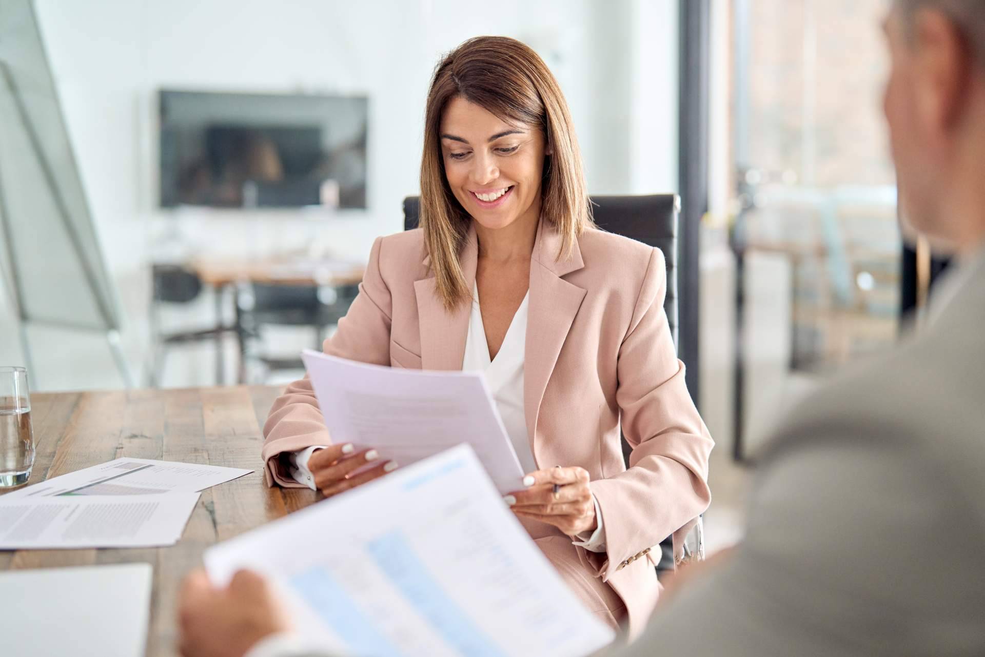 CEESA ofrece servicios integrales de asesoría fiscal, contable y laboral para empresas en Getxo