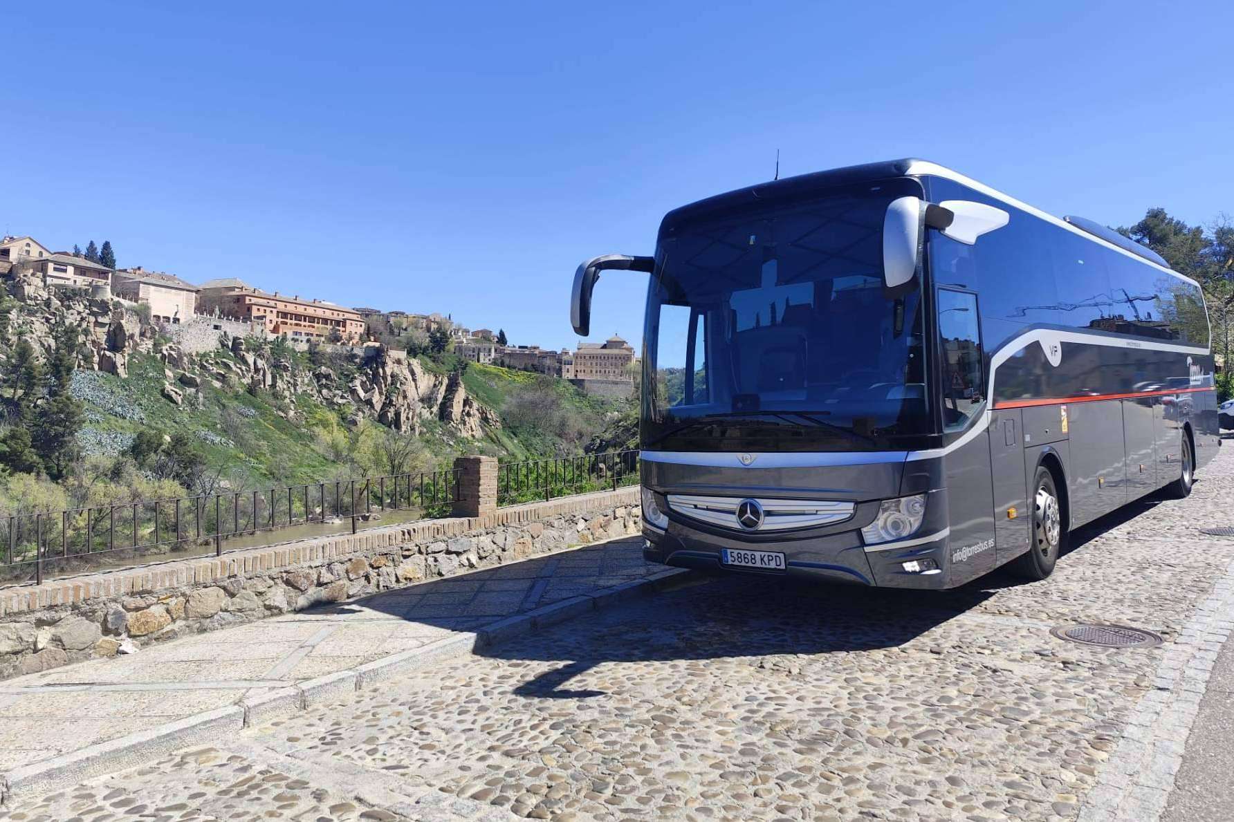 Especialización y experiencia en el alquiler de autobuses en Madrid, el modelo de servicio de Torres Bus