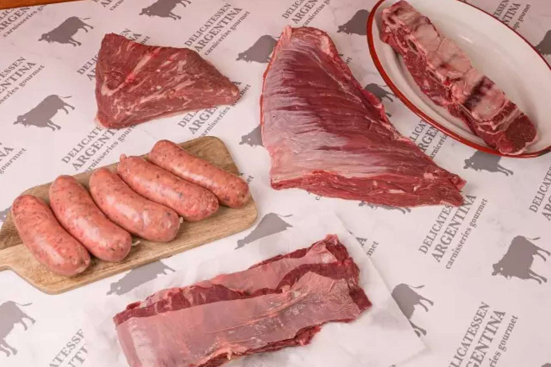 Parrilladas listas y con sello argentino, la propuesta de Delicatessen Argentina