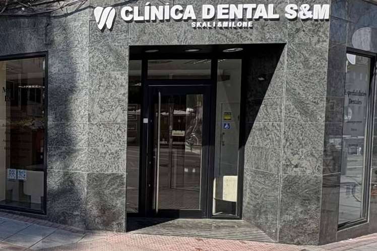 Yasmine Skali; La mujer que está cambiando la odontología con tecnología y visión