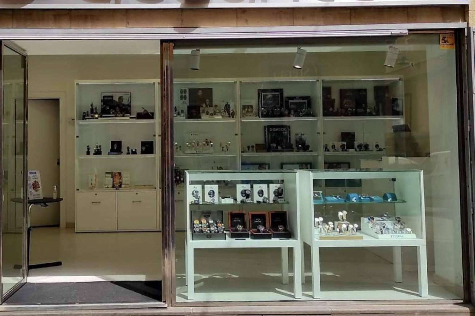 La tradición relojera de Elegance brilla en Canarias con marcas de prestigio y servicio exclusivo