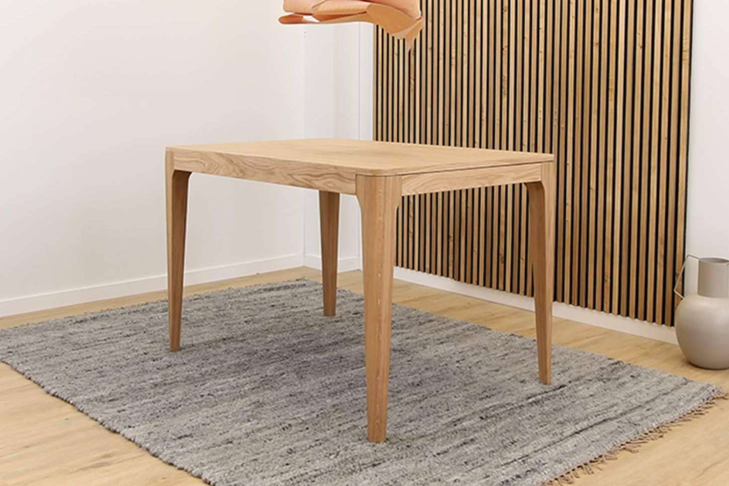 Mesa Antxeta, diseño con alma vasca de Andrés Igea y Enara Huarte para Sendoa