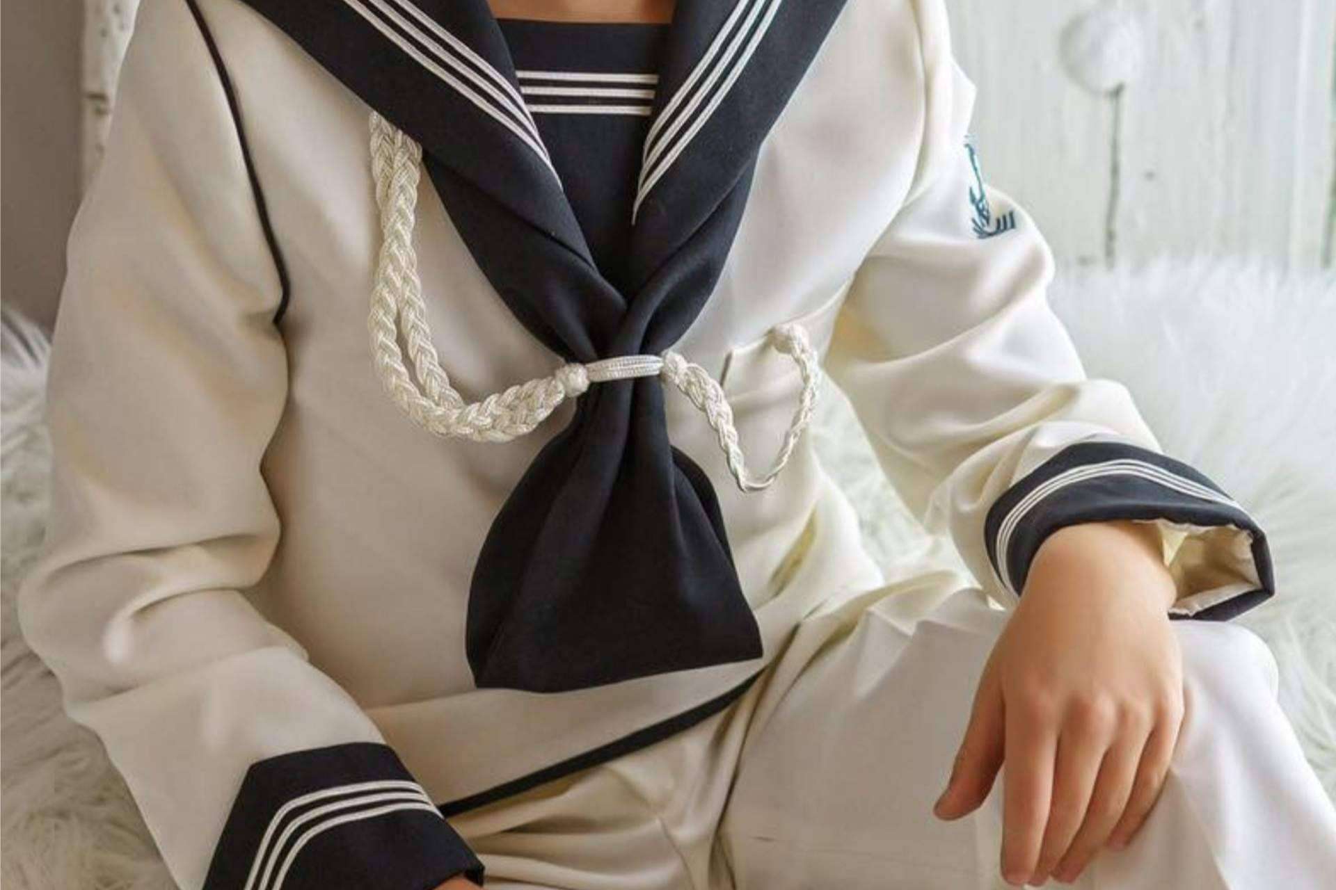 Muñeca Rubia, excelencia artesanal en ropa infantil para eventos únicos