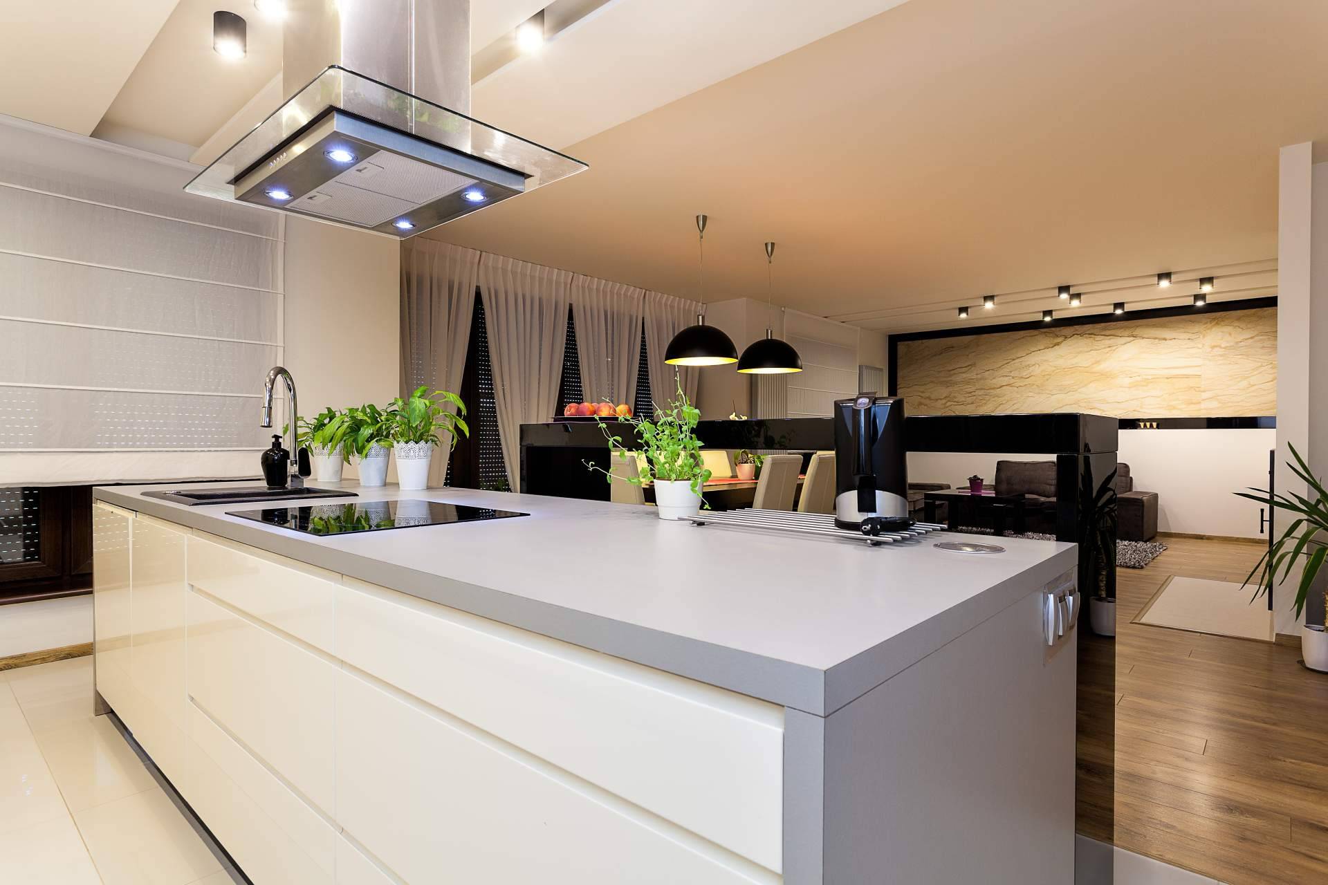 El papel del lujo invisible en la cocina premium, una mirada al diseño sensorial y funcional