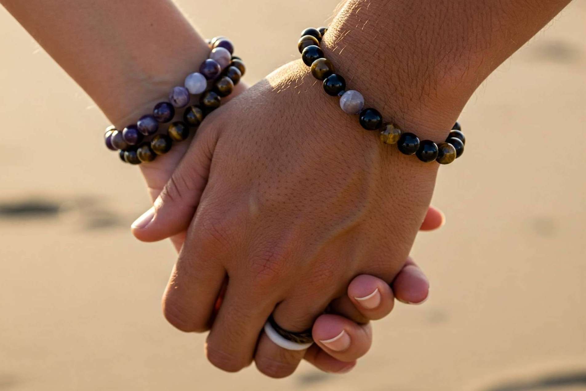 UniArt Minerales impulsa su tienda online con nuevas colecciones de pulseras de minerales