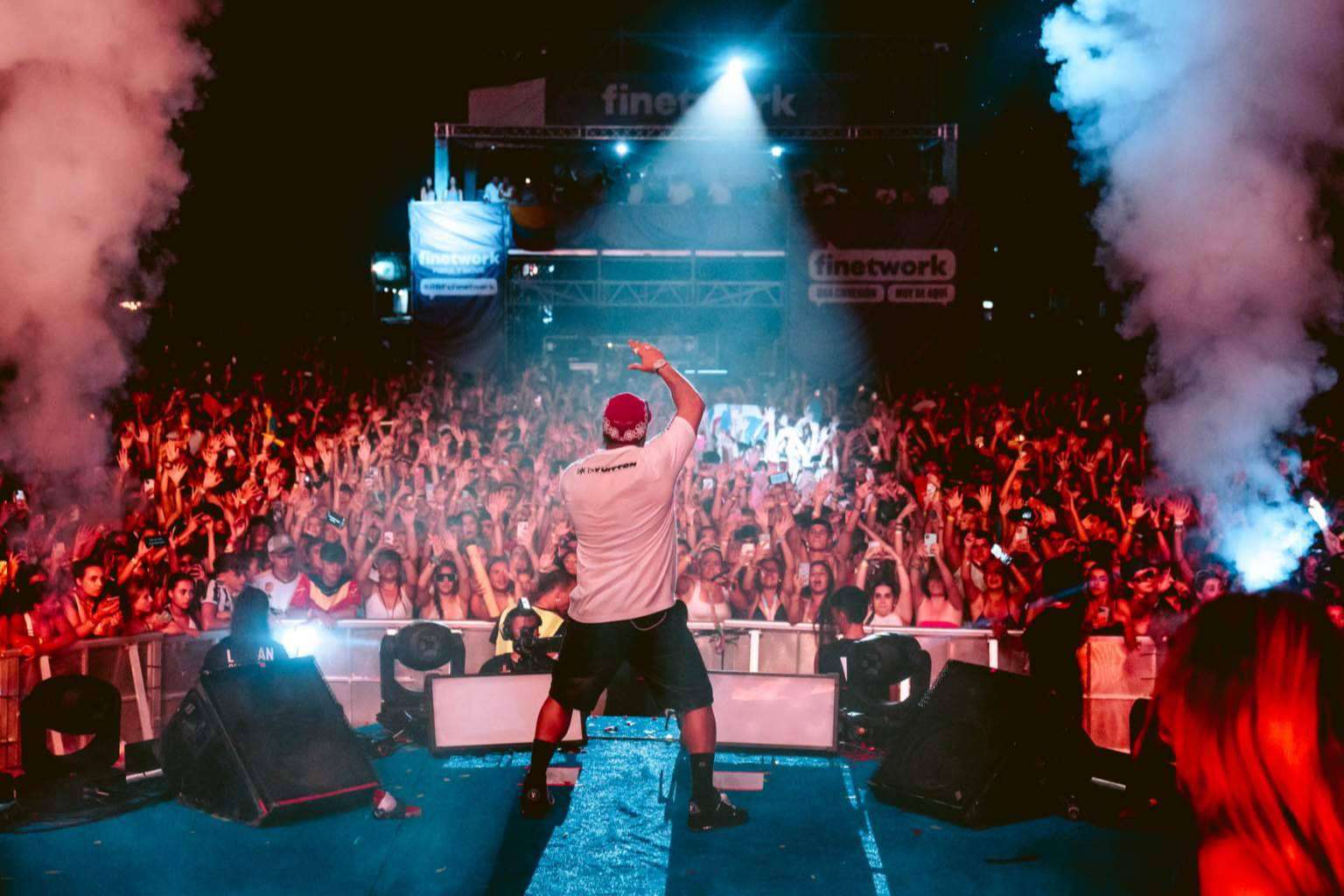 Reggaeton Beach Festival 2025 confirma nuevos artistas para su gira de verano