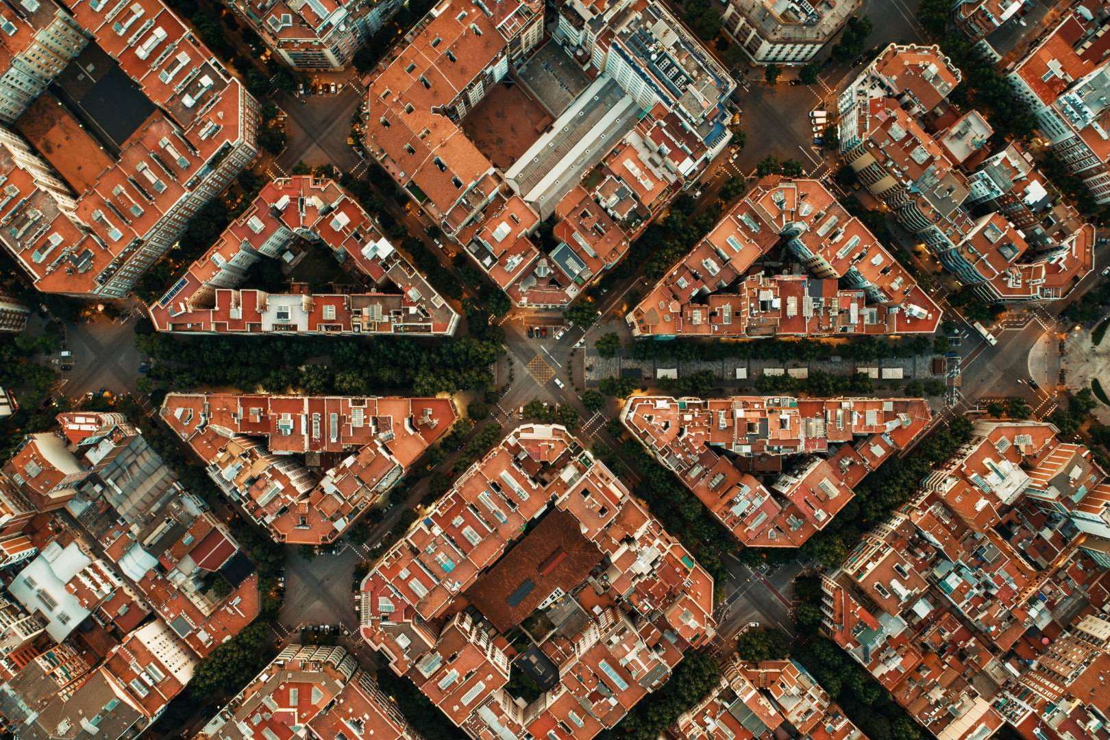 Alquilar un piso en Barcelona en 2025; una gestión que ya no se puede improvisar