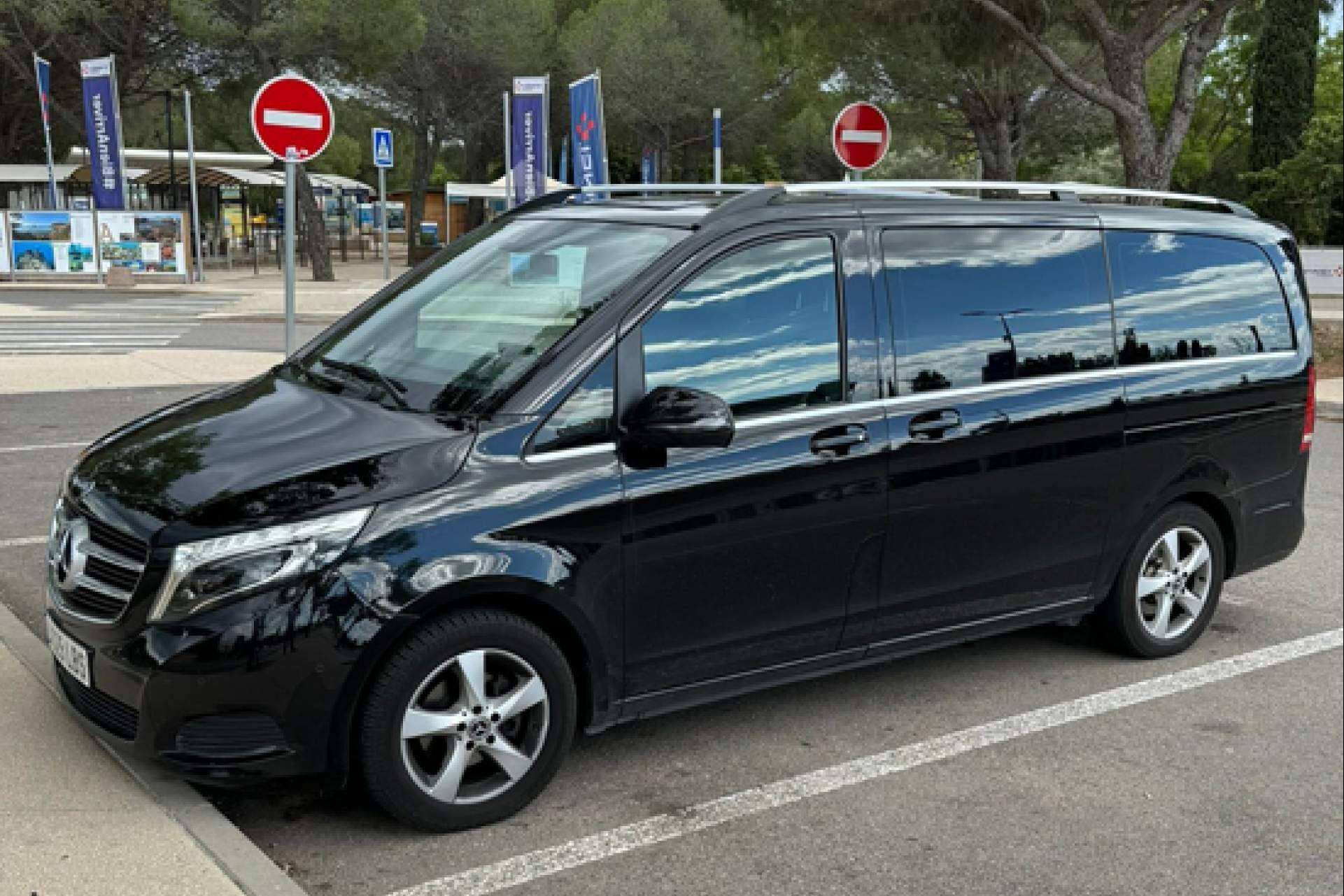 Barcelona y Madrid, destinos clave para el auge del taxi privado y traslados con chofer en España