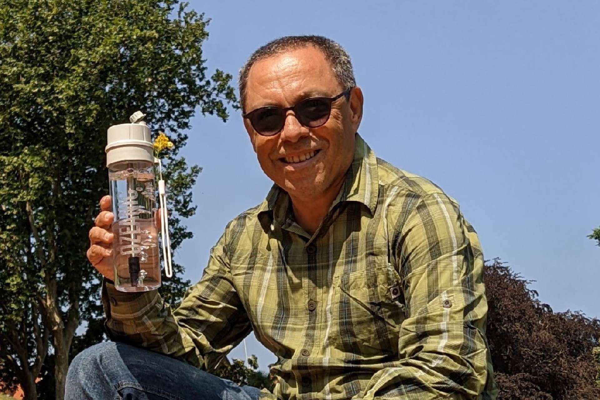 Tecnología sostenible para convertir agua no potable en agua potable, en cualquier lugar
