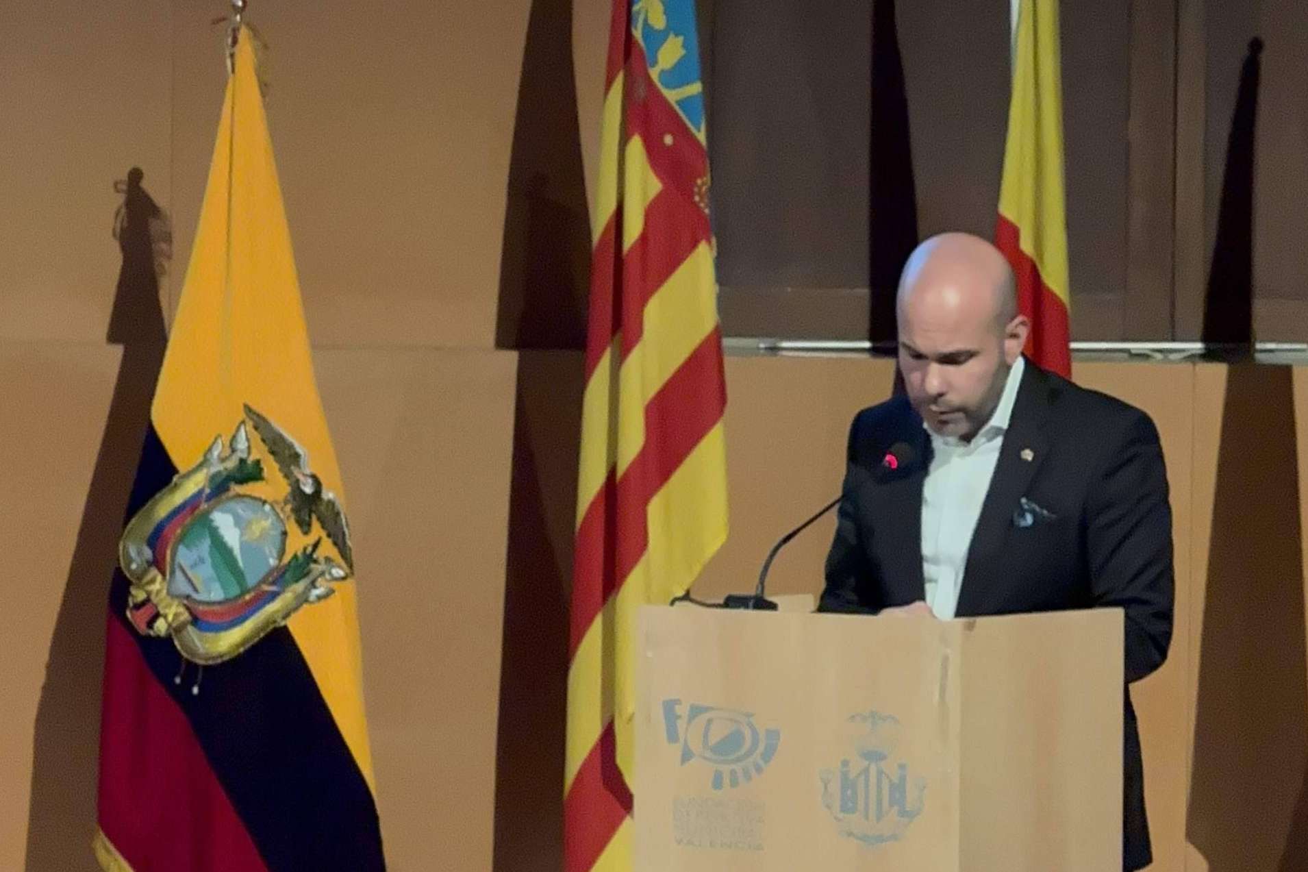 El Centro Cultural La Beneficència acoge una ceremonia clave para la inclusión social y el acceso a la educación internacional