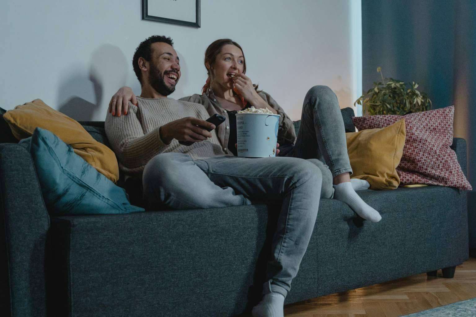 Peliculas gratis online, eFilm Online amplía el acceso a miles de títulos para todos los públicos