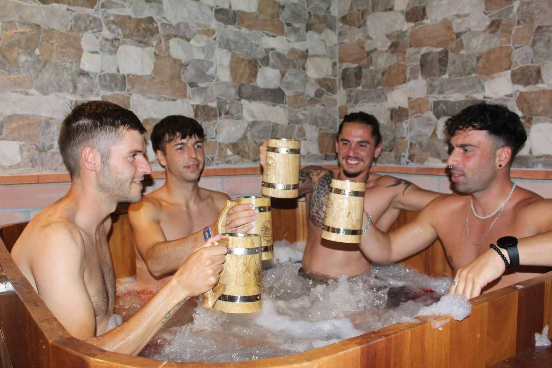 Bienestar y relajación con Beer Spa; descubrir la experiencia única que Beer Spa ofrece en Beer Spain este verano