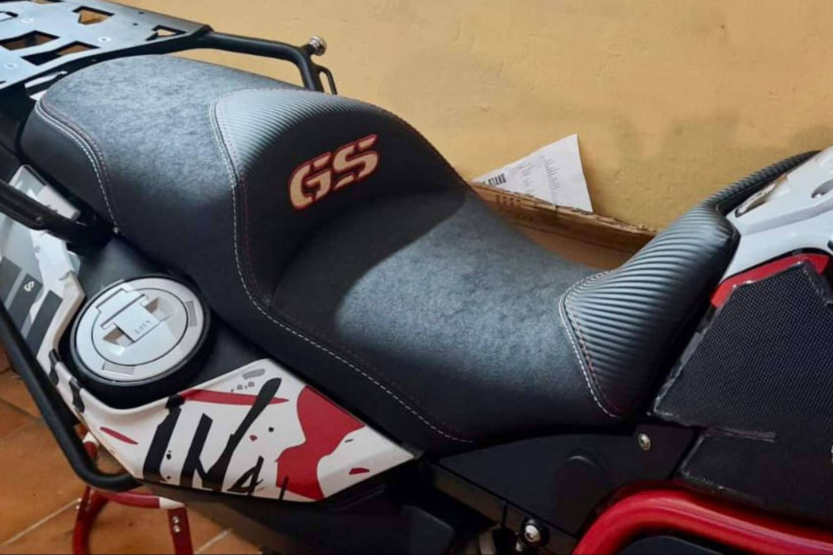 JM-FUNDAS revoluciona el confort en moto con fundas de asiento personalizadas y antideslizantes