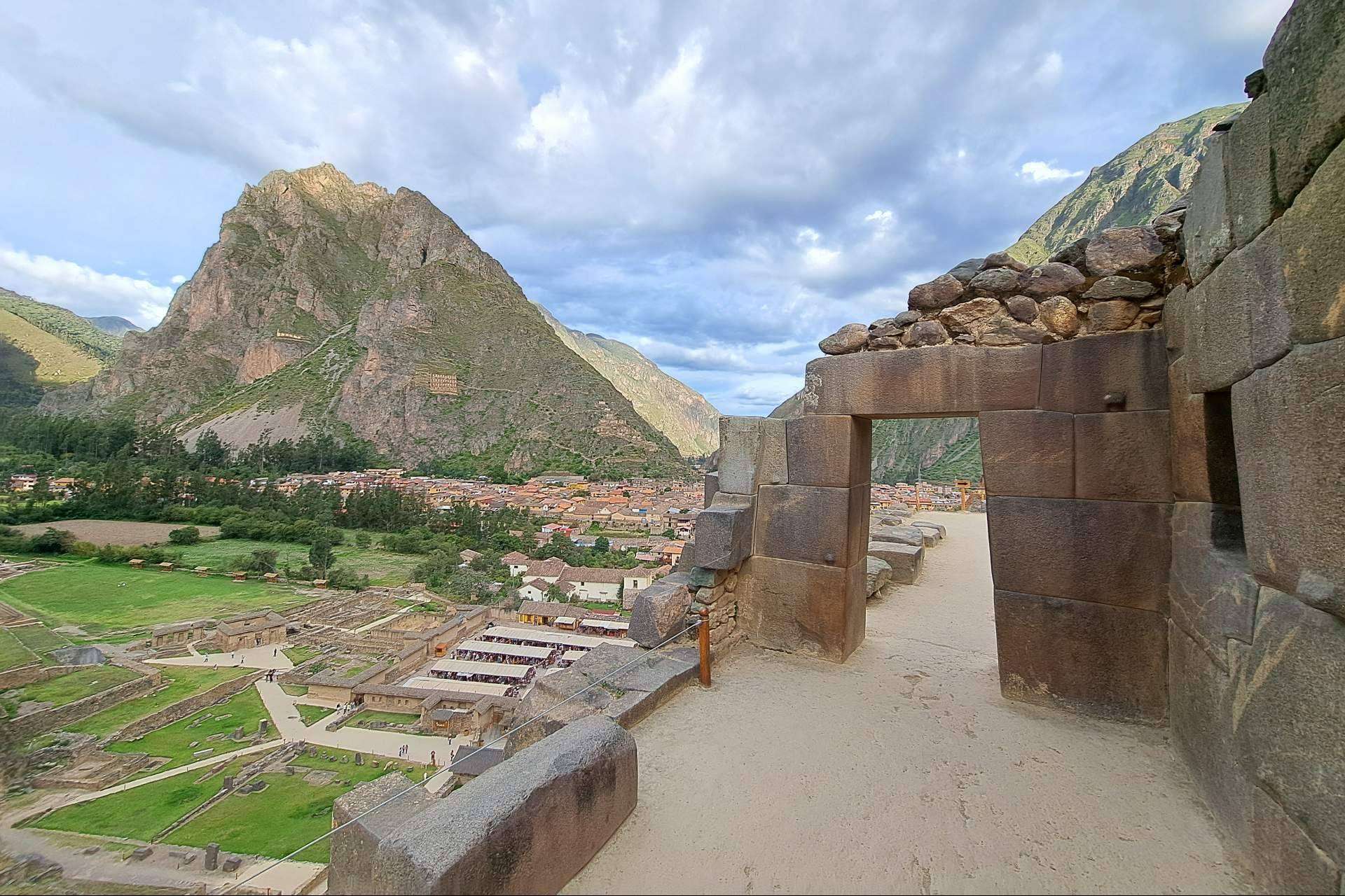 Cocatambo organiza tours al Valle Sagrado y rutas icónicas como Salkantay