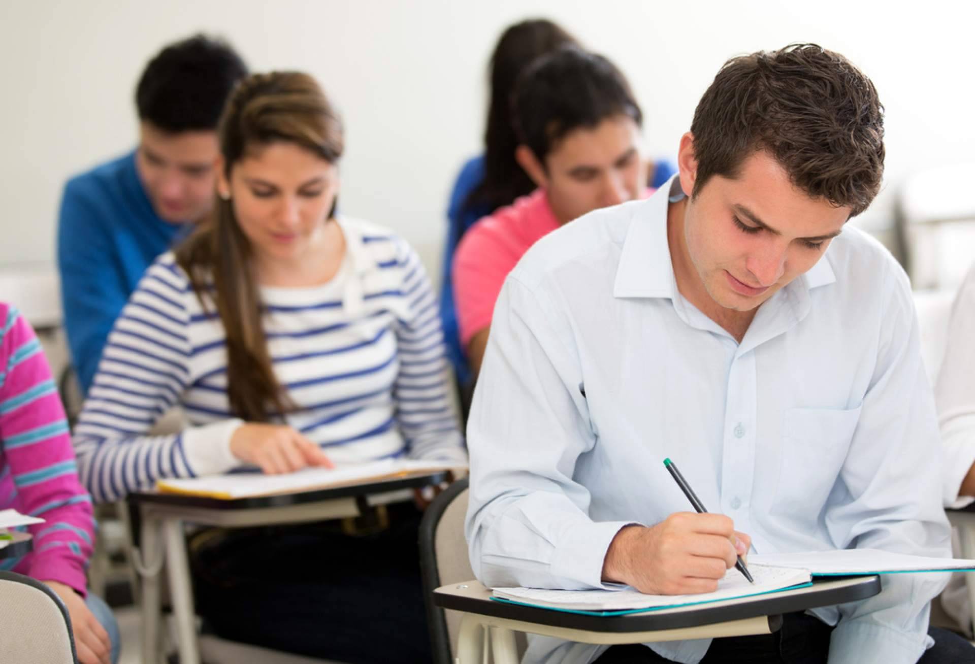 UNISEB, la nueva propuesta educativa presencial para profesionales, con clases en Madrid y Burgos