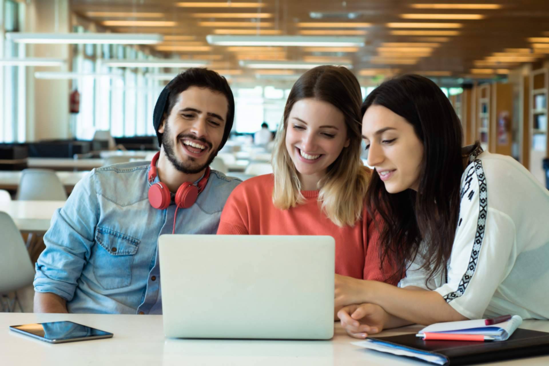 Microlecciones y certificación gratuita; así es el curso Agile con Scrum de Digital Skills Institute