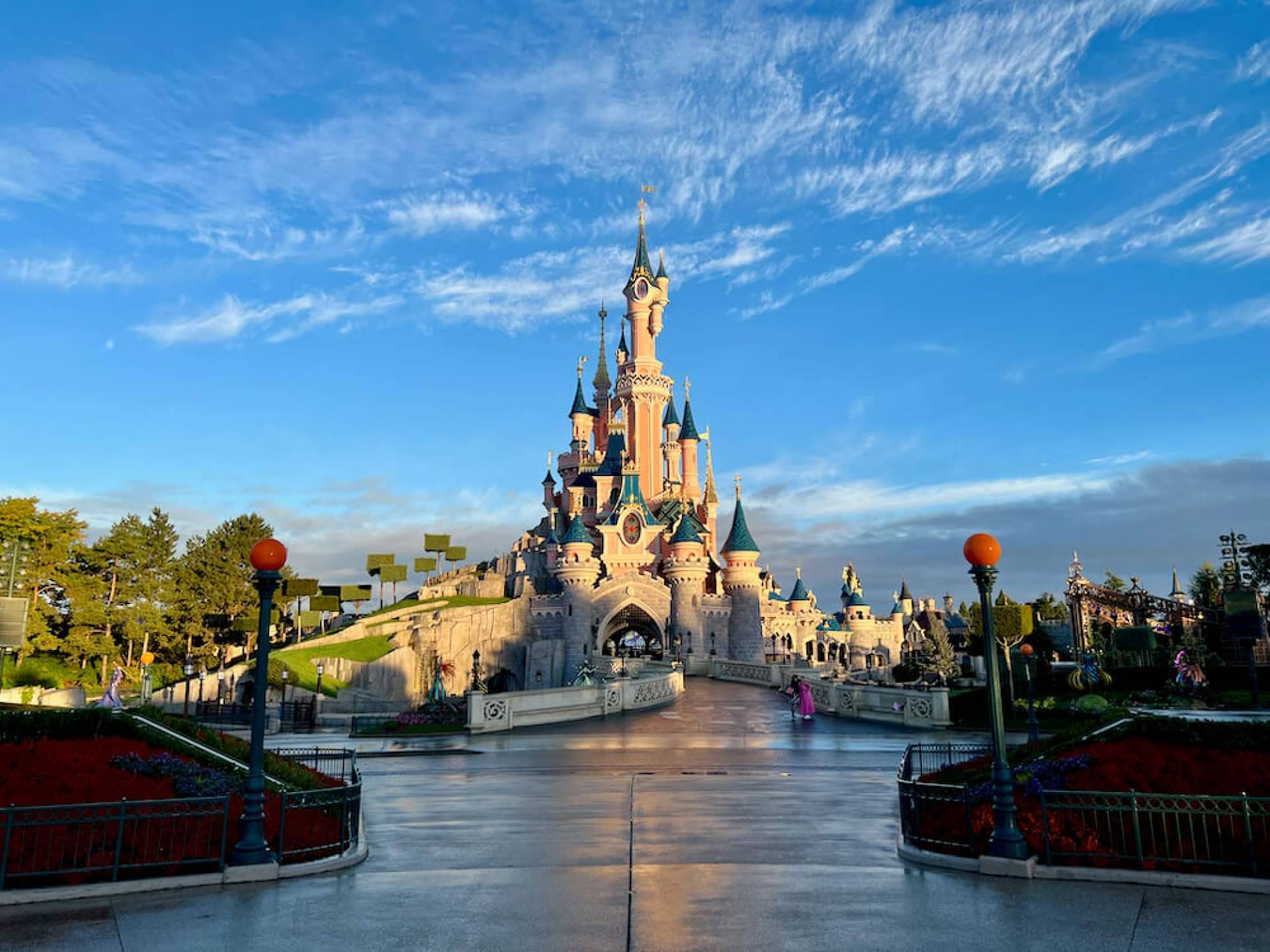 Trucos esenciales para aprovechar el tiempo en Disneyland Paris