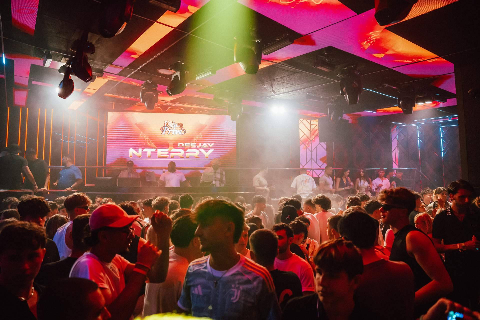 Disco Privé transforma el verano en Lloret con actuaciones de impacto internacional