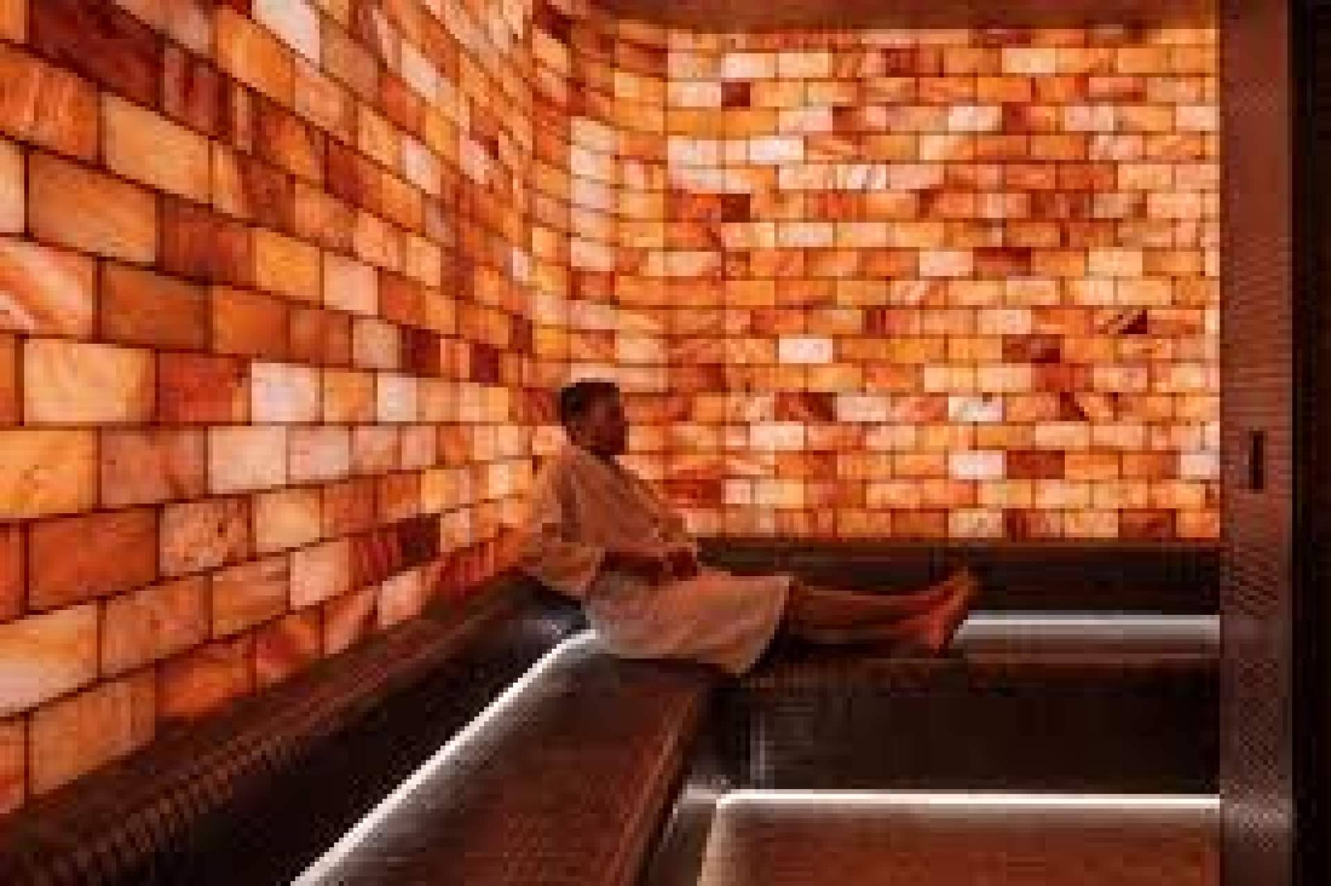 Gimnasios y spas apuestan por esencias concentradas de eucaliptus en sus saunas